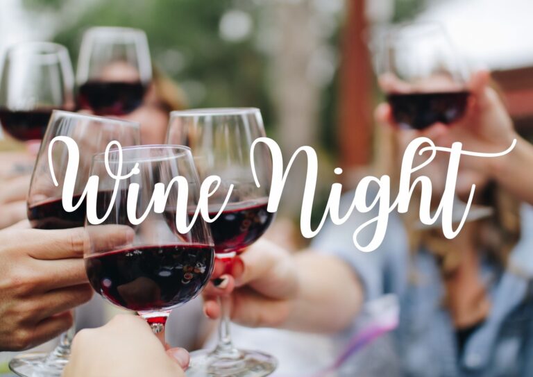 Zu sehen sind Menschen, die mit Weingläsern anstoßen und in der Mitte befindet sich ein Schriftzug "Wine Night".